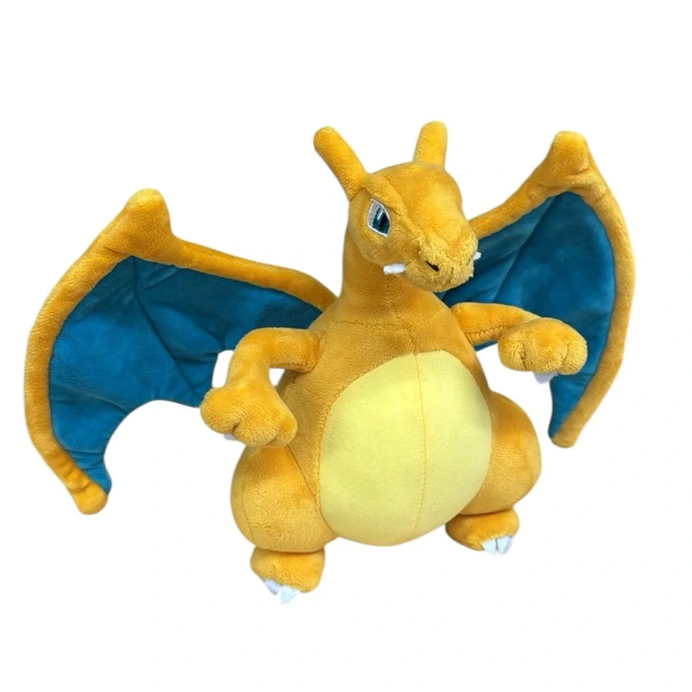 2018 Pokemon Charizard 8.5